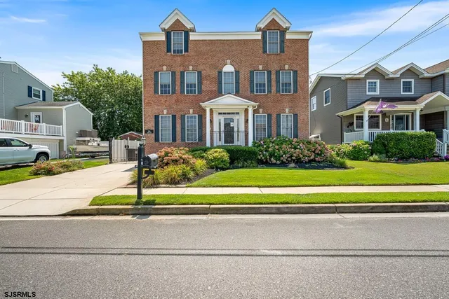 $1,399,000 | 20 Heald Road, Brigantine, NJ 08203