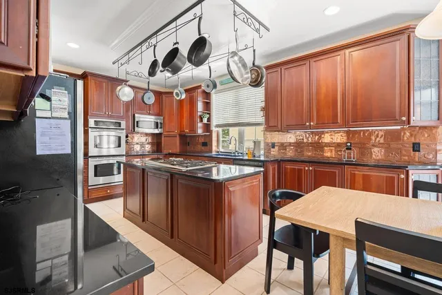 $1,399,000 | 20 Heald Road, Brigantine, NJ 08203