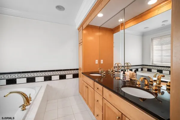 $1,350,000 | 20 Heald Road, Brigantine, NJ 08203