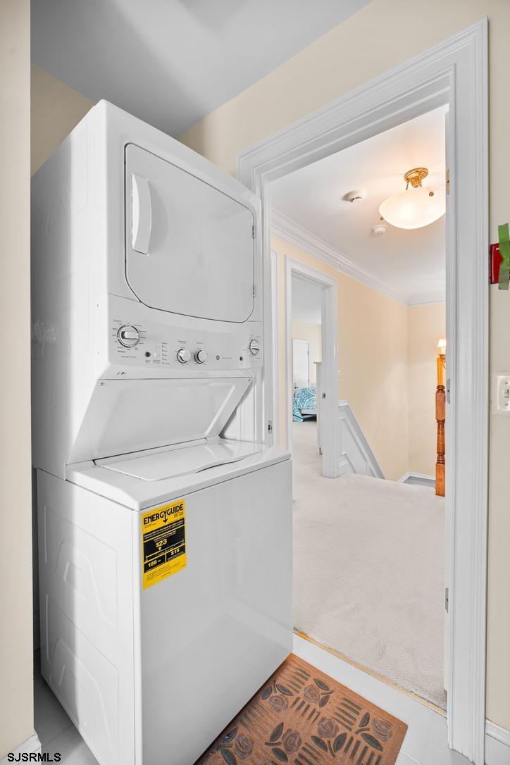 20 Heald Road Brigantine, NJ 08203 - Photo 44 of 66 a utility room with washer and dryer