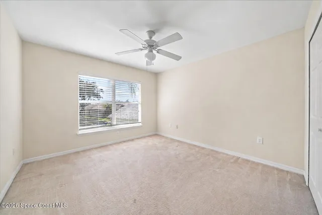 a view of yard with tree