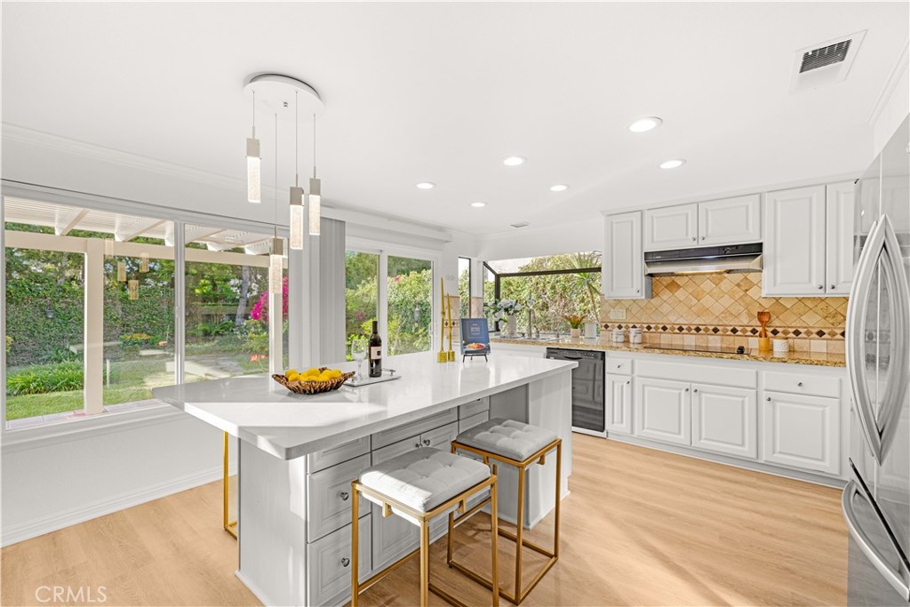 19 Alameda Irvine, CA 92620 - Photo 9 of 59