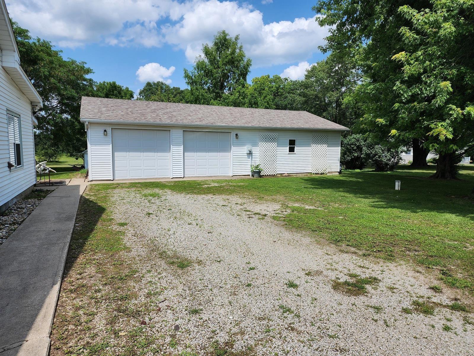 5937 East Old Trail Road Columbia City, IN 46725 - Photo 3 of 24