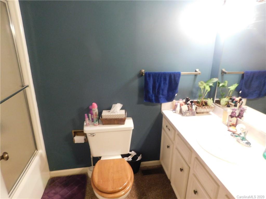 121 Shuffler Road Morganton, NC 28655 - Photo 4 of 9 Gallery Image 4