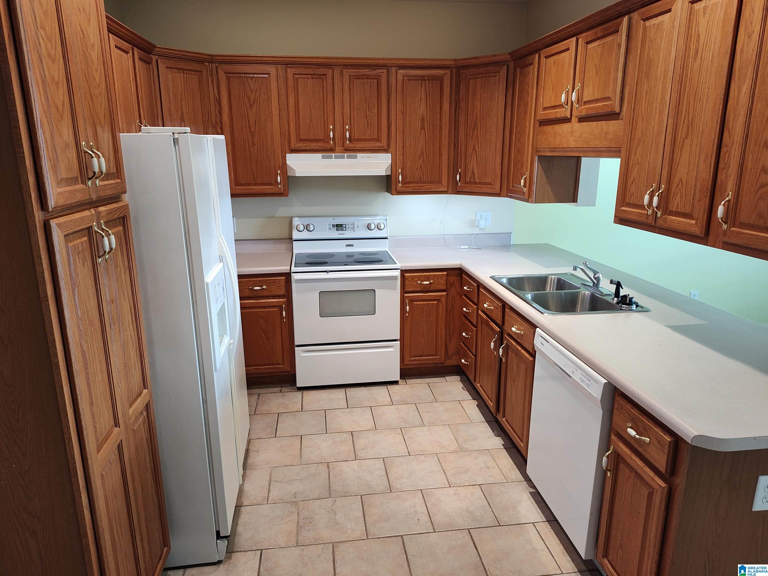 102 West Spring Street, Unit 102 Sylacauga, AL 35150 - Photo 6 of 9