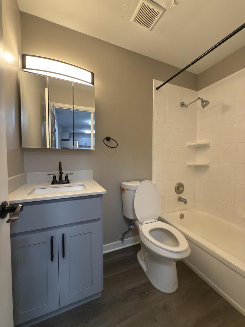 2700 Light Road, Unit 205 Oswego, IL 60543 - Photo 9 of 12