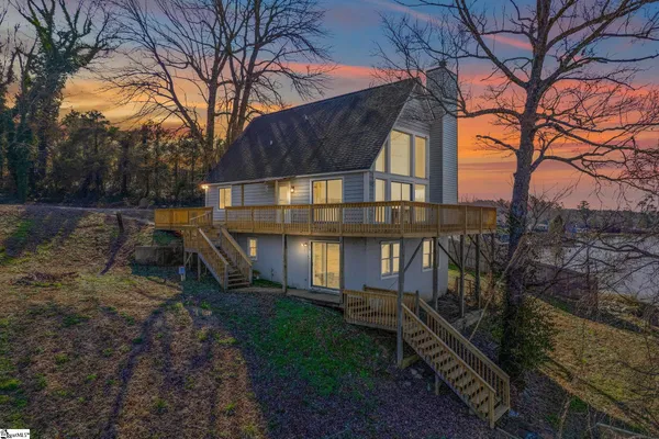 $330,000 | 206 Bluff Road, Greenwood, SC 29649