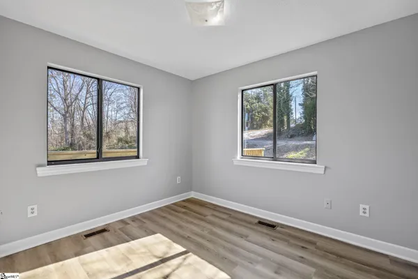 $330,000 | 206 Bluff Road, Greenwood, SC 29649