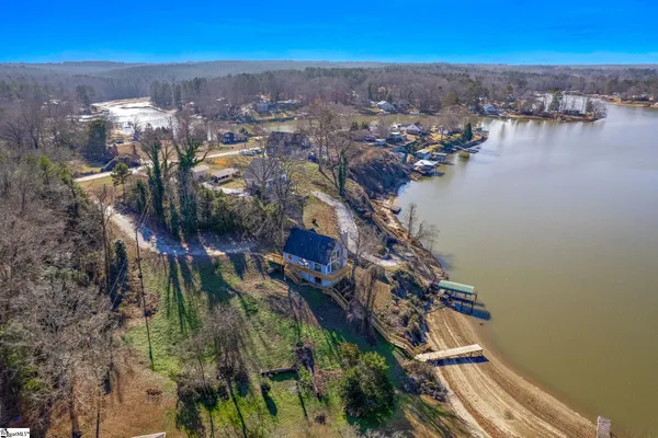 $330,000 | 206 Bluff Road, Greenwood, SC 29649