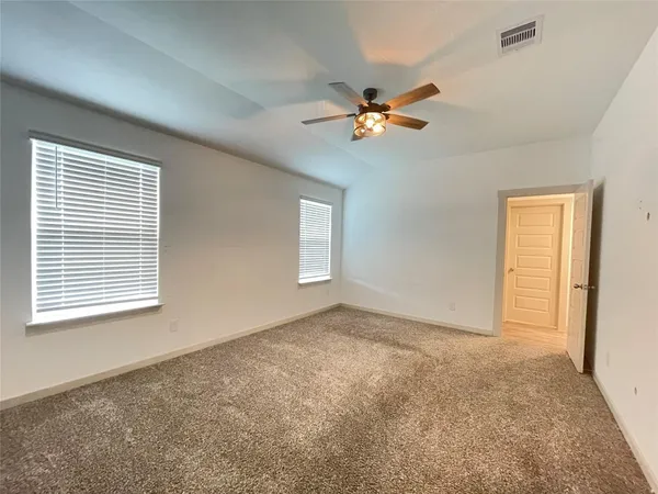 $2,400 | 8107 Sugar Cane Lane, Rosharon, TX 77583