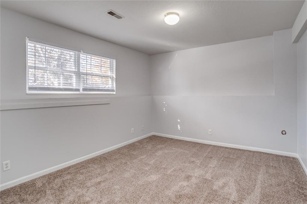 1104 Timberline Drive Cameron, MO 64429 - Photo 17 of 25