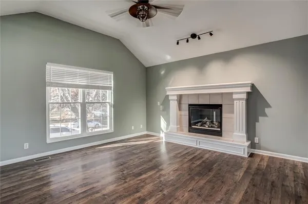 $285,000 | 1104 Timberline Drive, Cameron, MO 64429