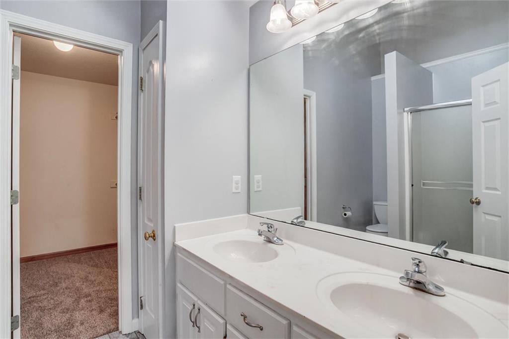 1104 Timberline Drive Cameron, MO 64429 - Photo 10 of 25