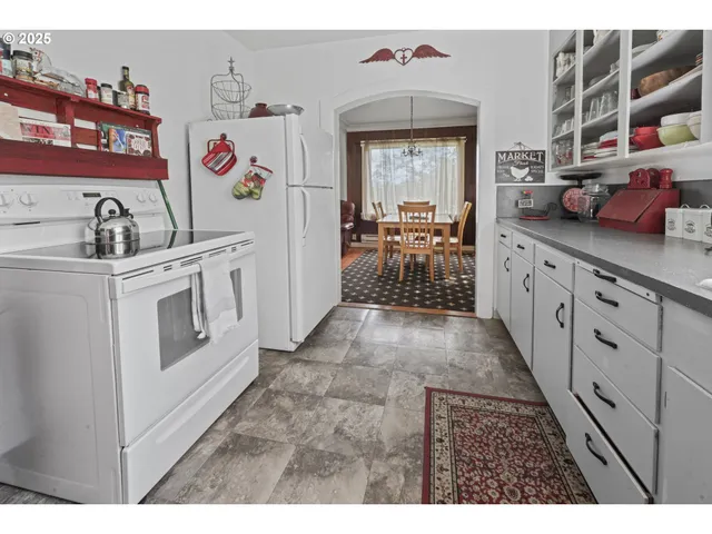 $2,850,000 | 5450 Mill Creek Road, The Dalles, OR 97058