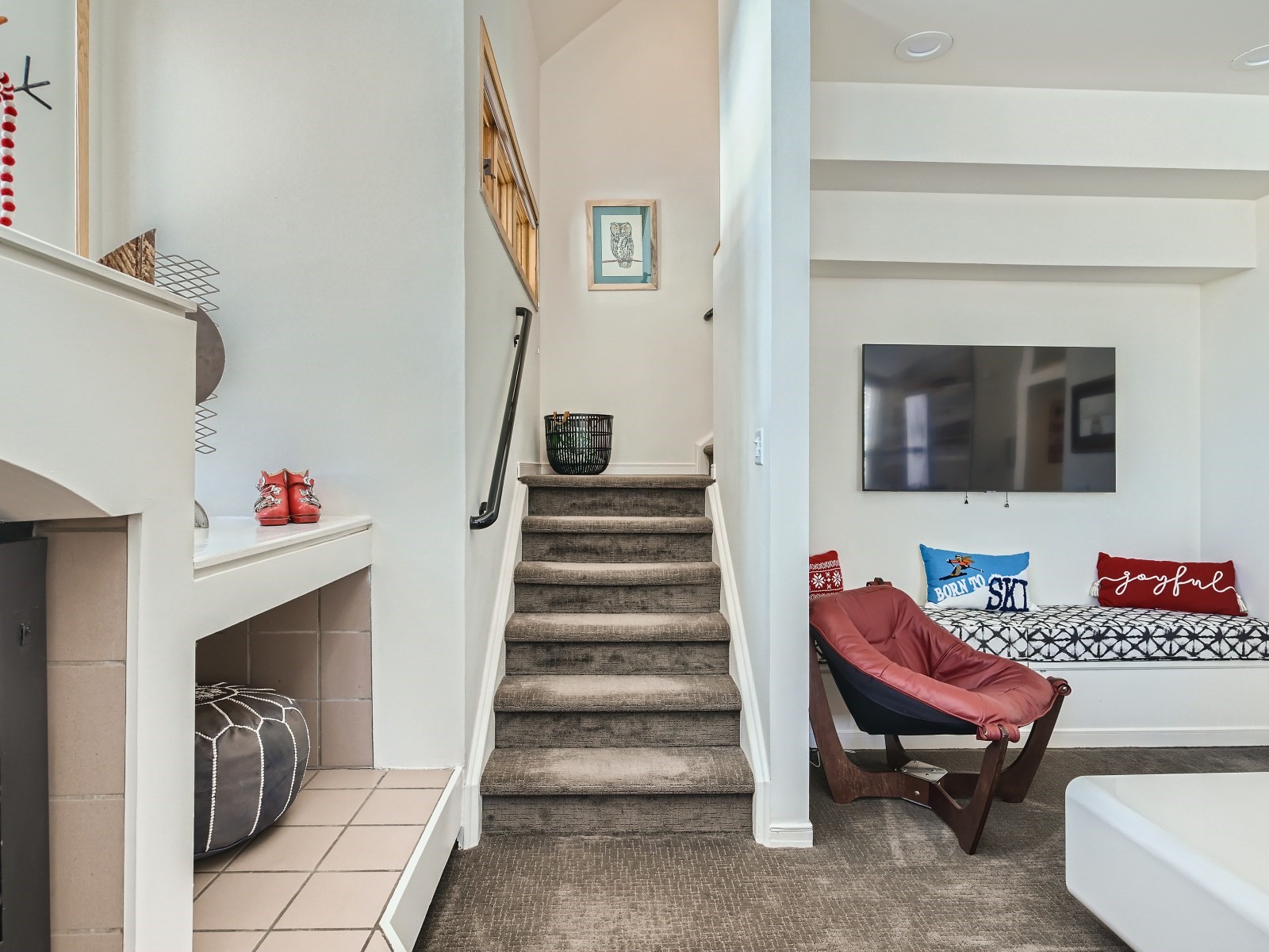 2017 Soda Ridge Road, Unit 1939 Keystone, CO 80435 - Photo 12 of 27 Stairwell towards the top floor