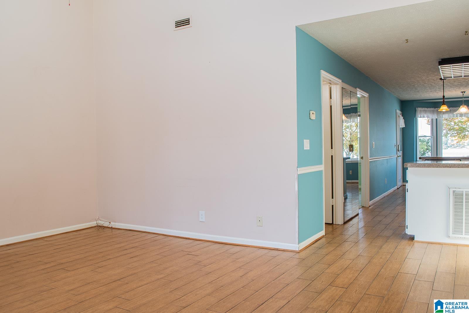 105 Emerald Point Riverside, AL 35135 - Photo 13 of 42