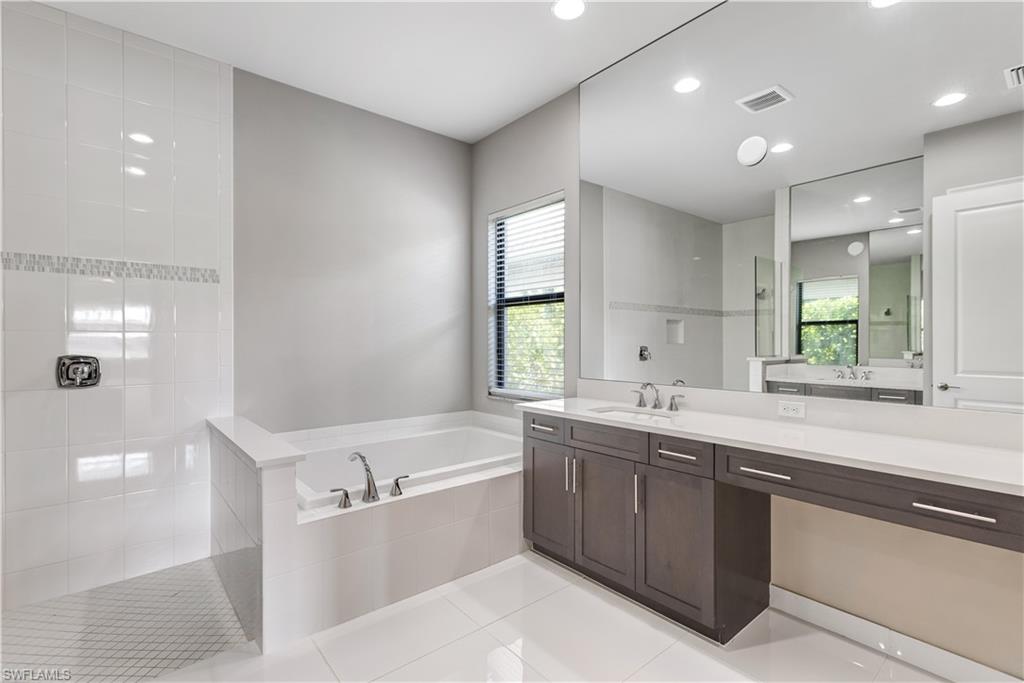 4528 Azalea Drive Naples, FL 34119 - Photo 17 of 50