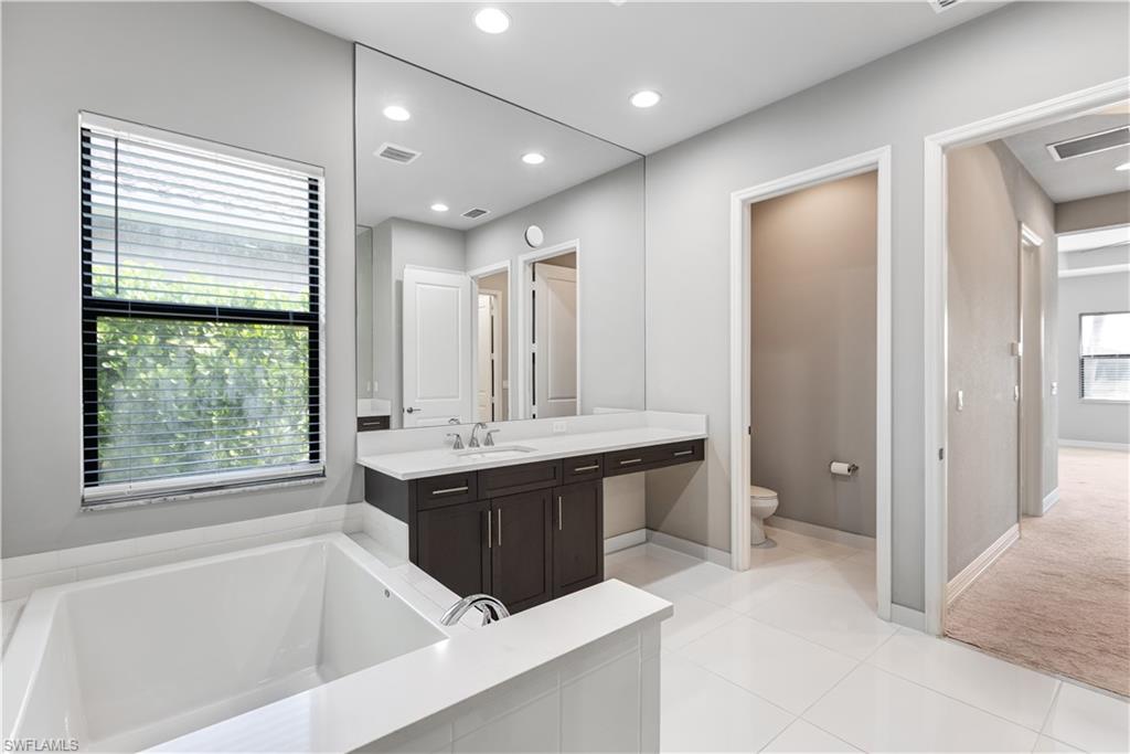 4528 Azalea Drive Naples, FL 34119 - Photo 19 of 50