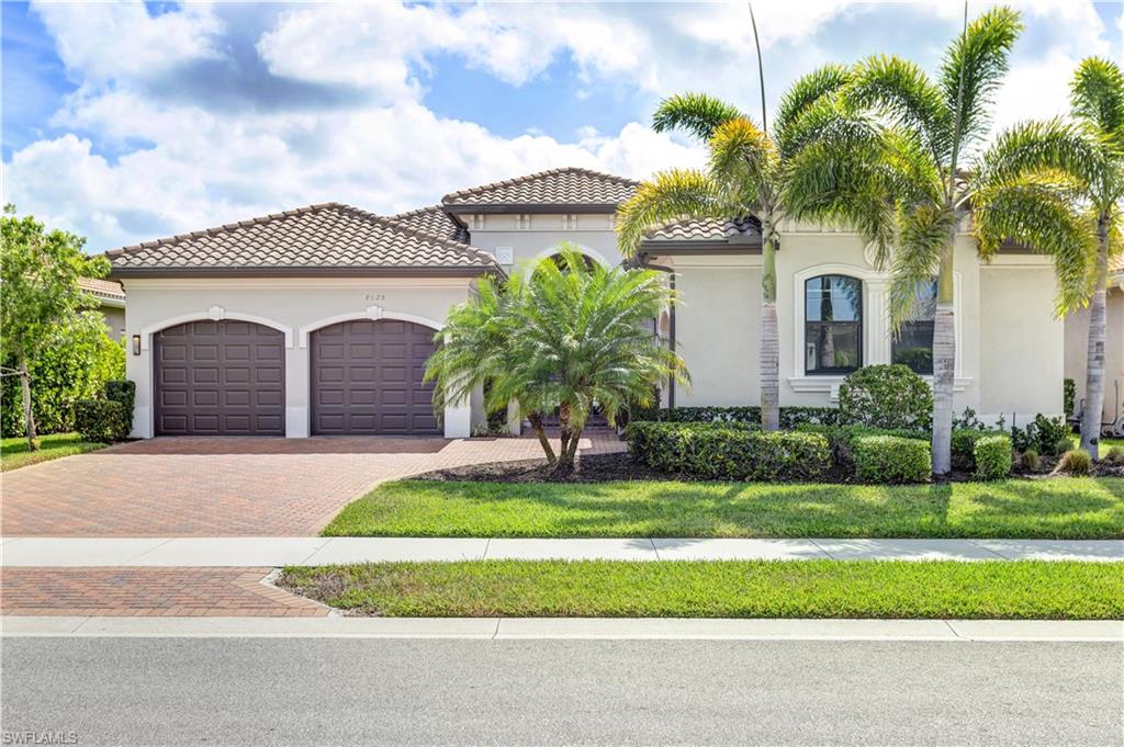 4528 Azalea Drive Naples, FL 34119 - Photo 37 of 50