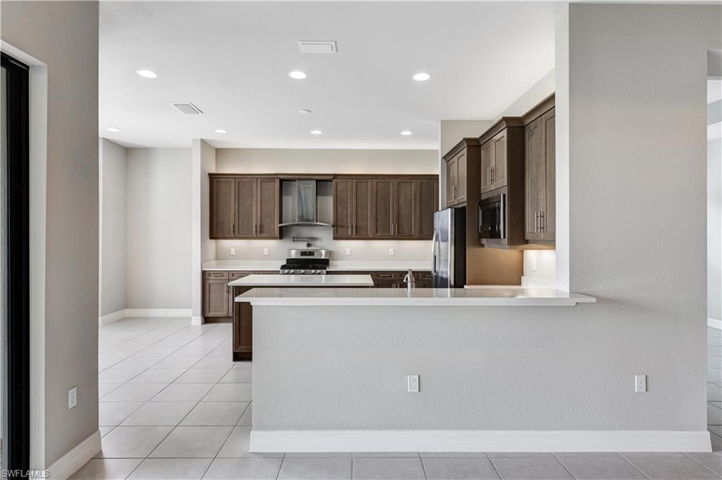 4528 Azalea Drive Naples, FL 34119 - Photo 5 of 50