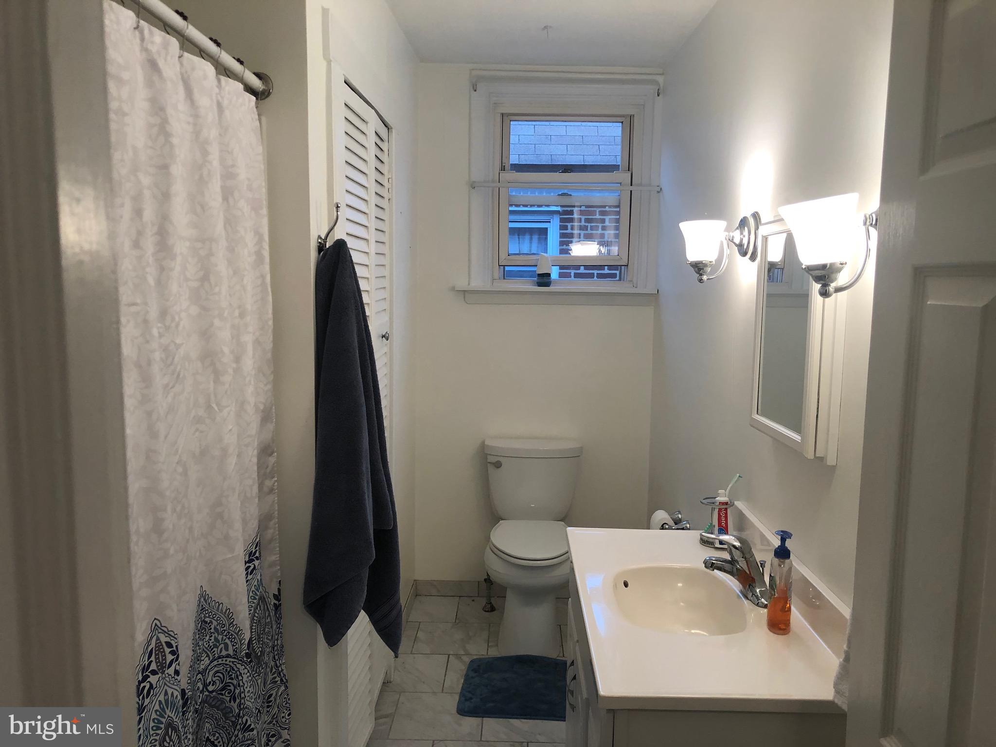 4944 State Road Drexel Hill, PA 19026 - Photo 22 of 33 Hall Bath