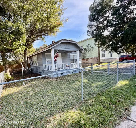 $1,100 | 5018 Arthur Street, Moss Point, MS 39563