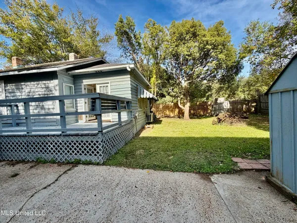 $1,100 | 5018 Arthur Street, Moss Point, MS 39563