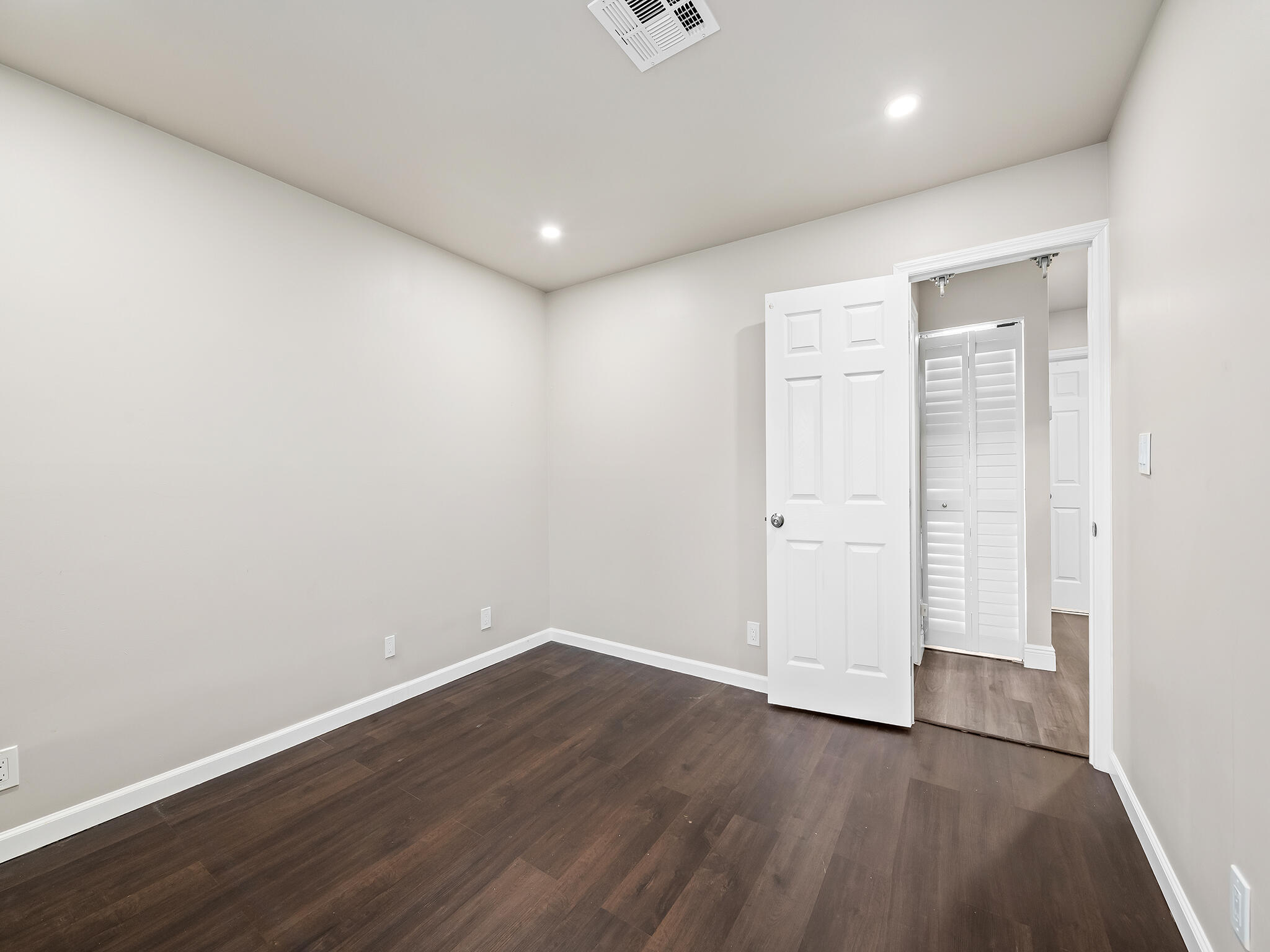 3370 Beau Rivage Drive, Unit 5D Pompano Beach, FL 33064 - Photo 16 of 26 DSC_2025