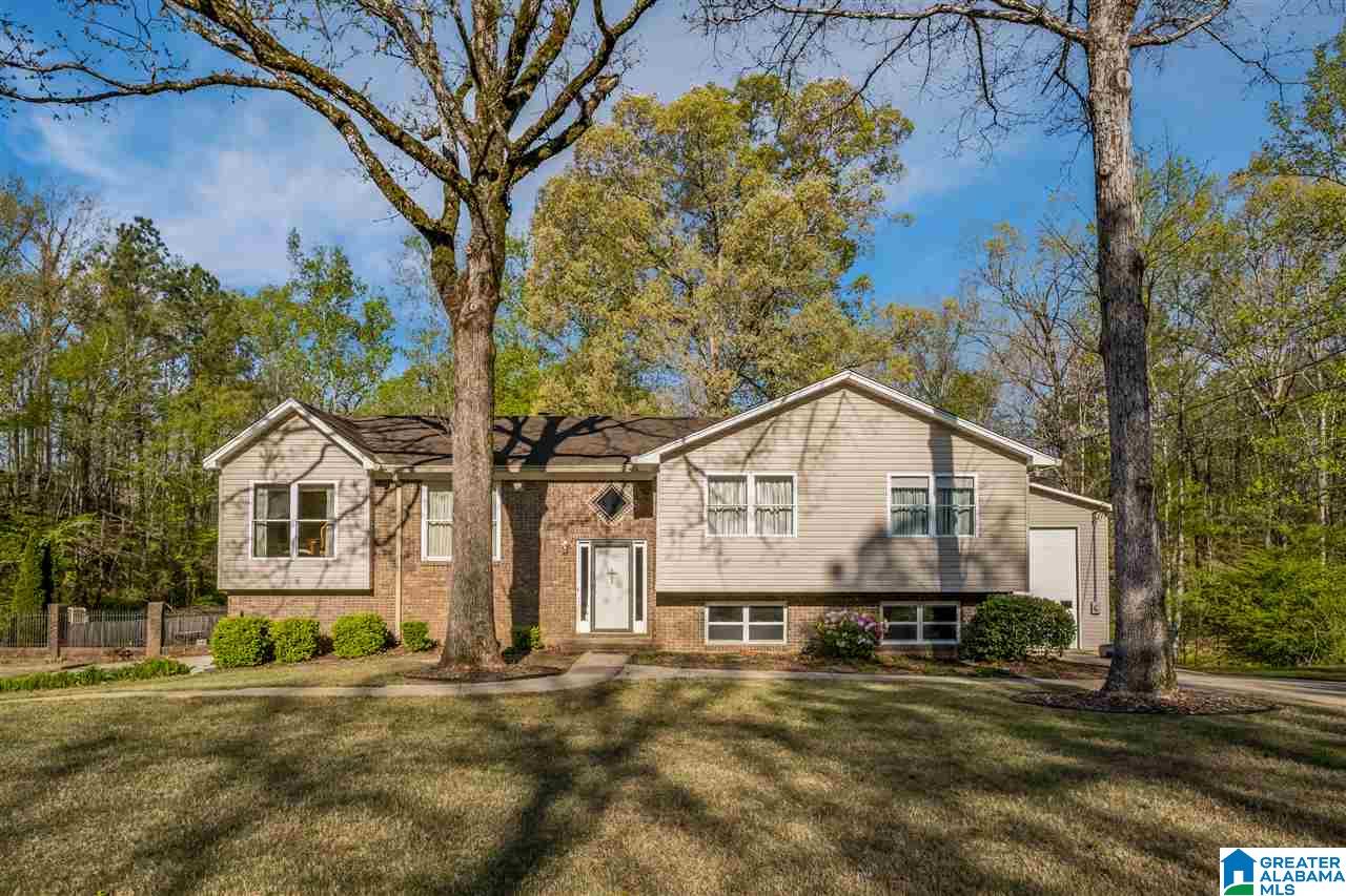 10 Red Fox Drive Pelham, AL 35124 - Photo 3 of 50