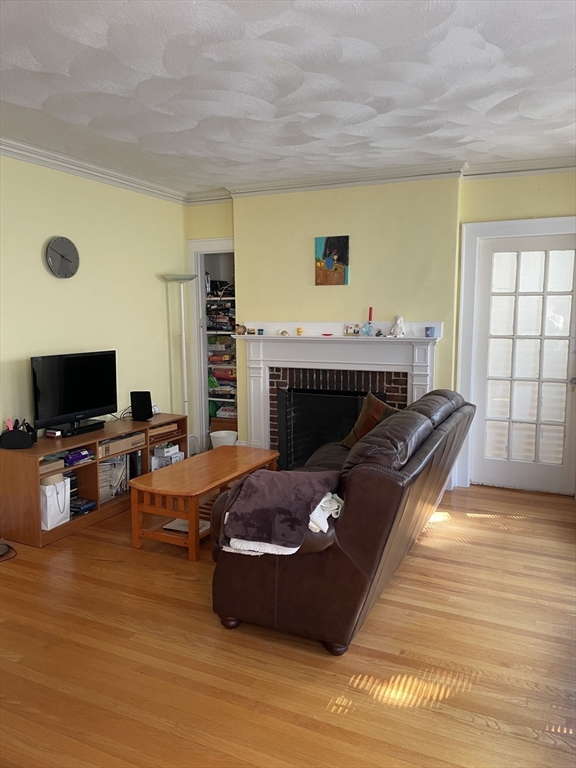 103 Lewis Road, Unit 103 Belmont, MA 02478 - Photo 3 of 11