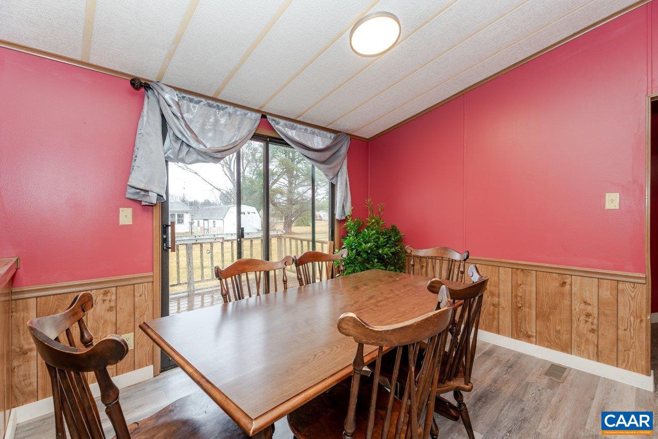 608 5th Street Grottoes, VA 24441 - Photo 13 of 38