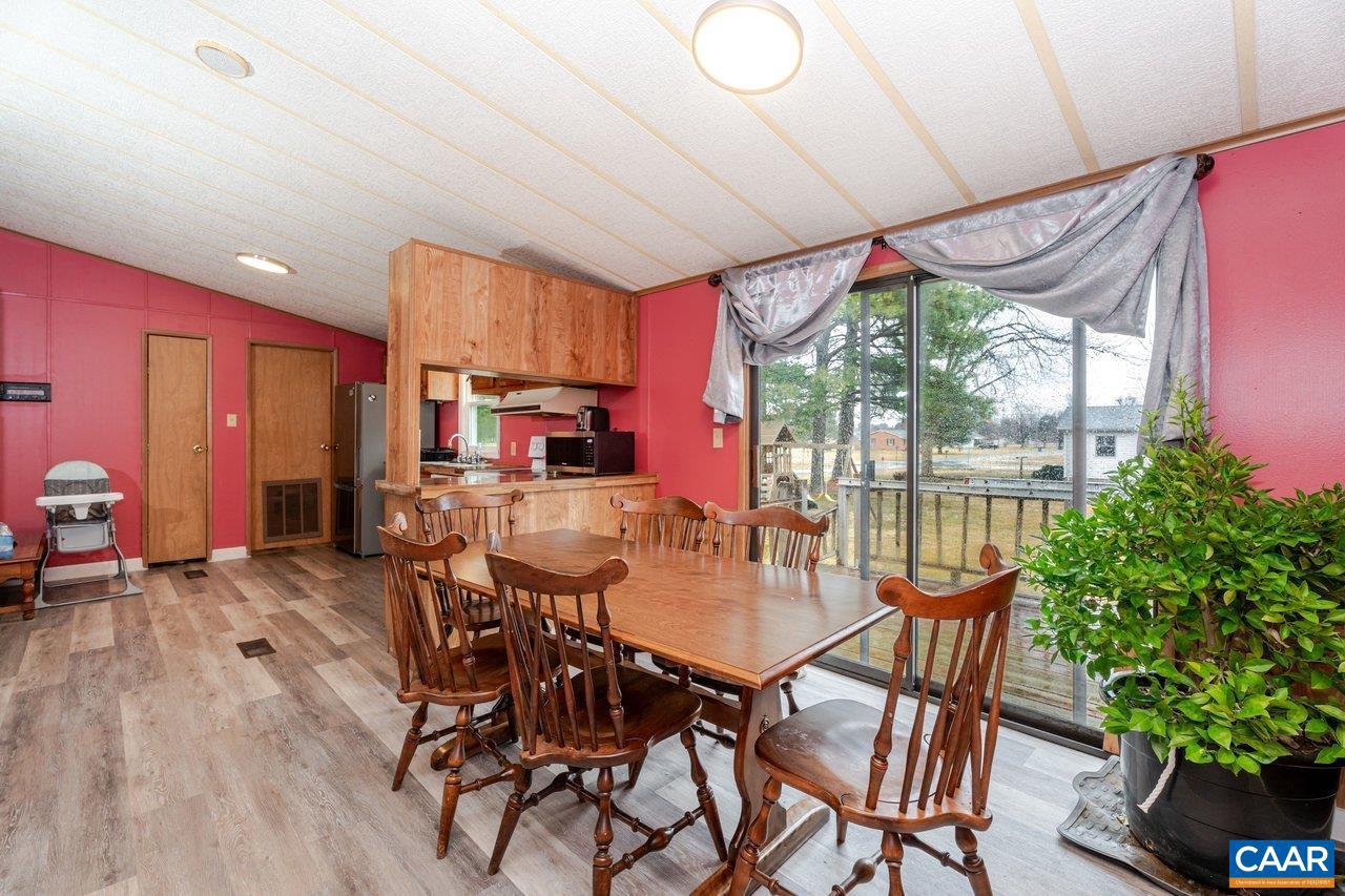 608 5th Street Grottoes, VA 24441 - Photo 14 of 38