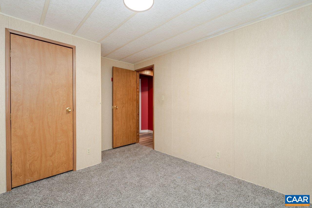 608 5th Street Grottoes, VA 24441 - Photo 20 of 38