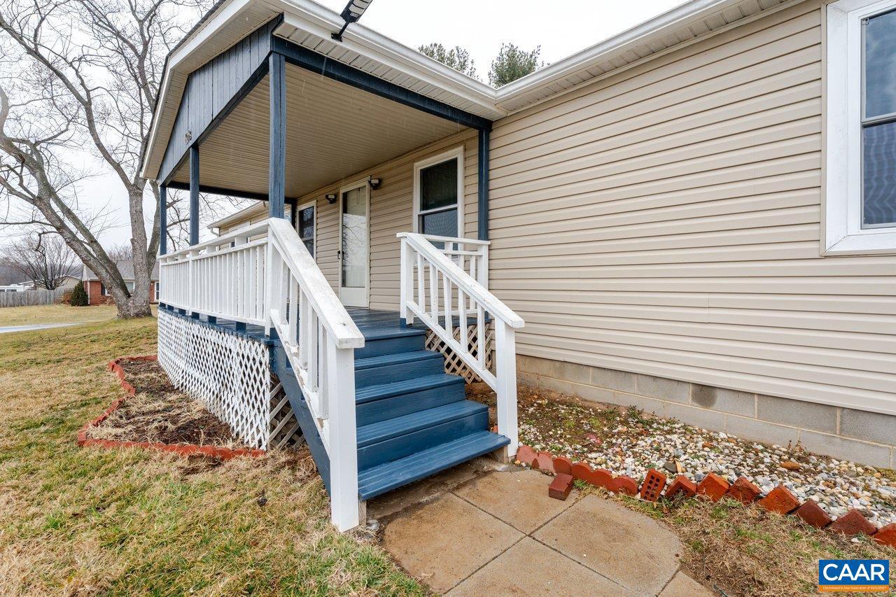 608 5th Street Grottoes, VA 24441 - Photo 2 of 38