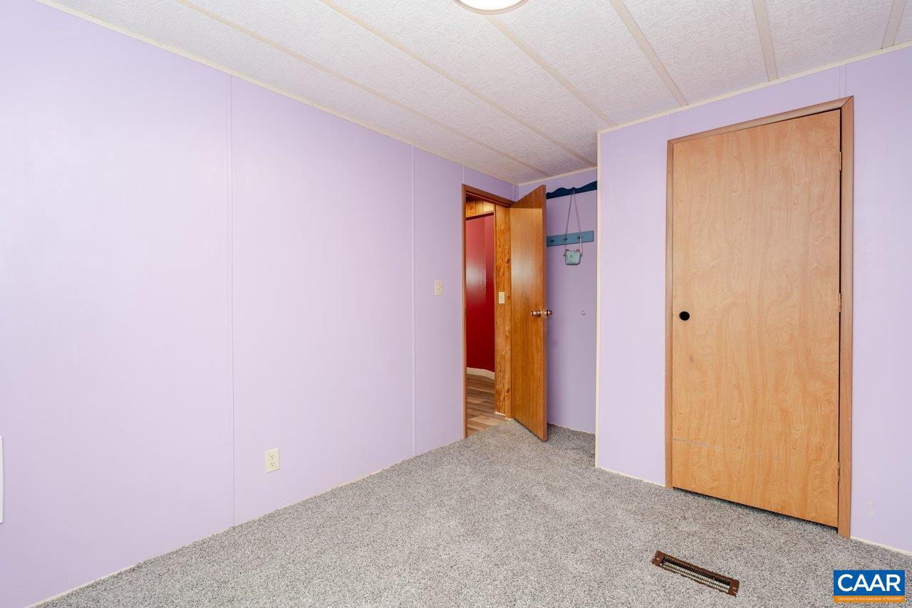 608 5th Street Grottoes, VA 24441 - Photo 22 of 38