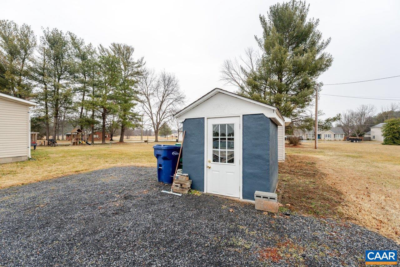 608 5th Street Grottoes, VA 24441 - Photo 31 of 38