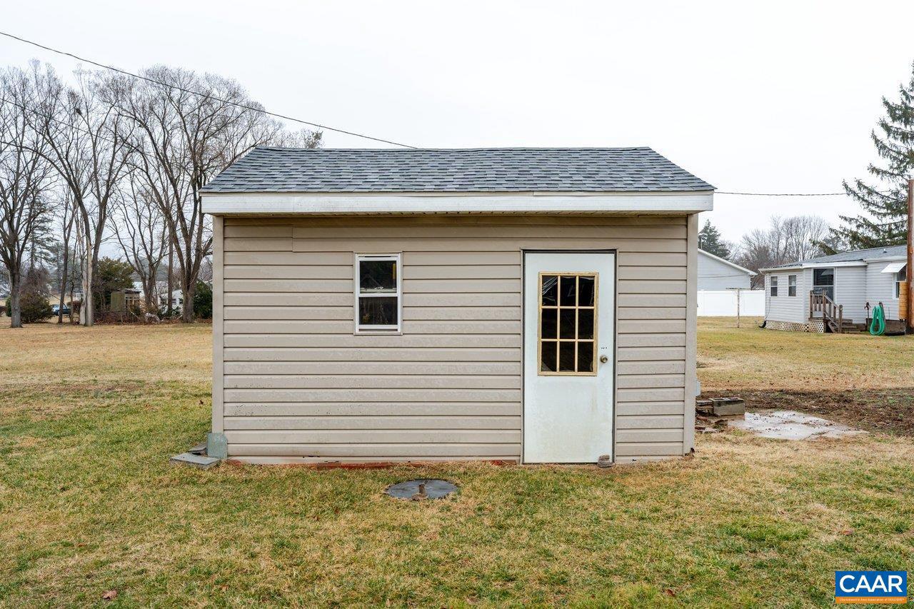 608 5th Street Grottoes, VA 24441 - Photo 32 of 38