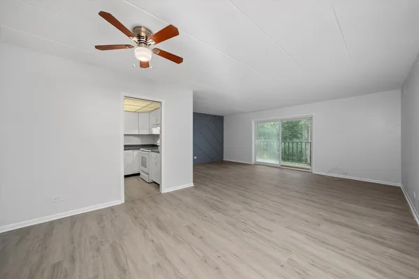 $120,000 | 2807 Willow Road, Unit 103, Homewood, IL 60430