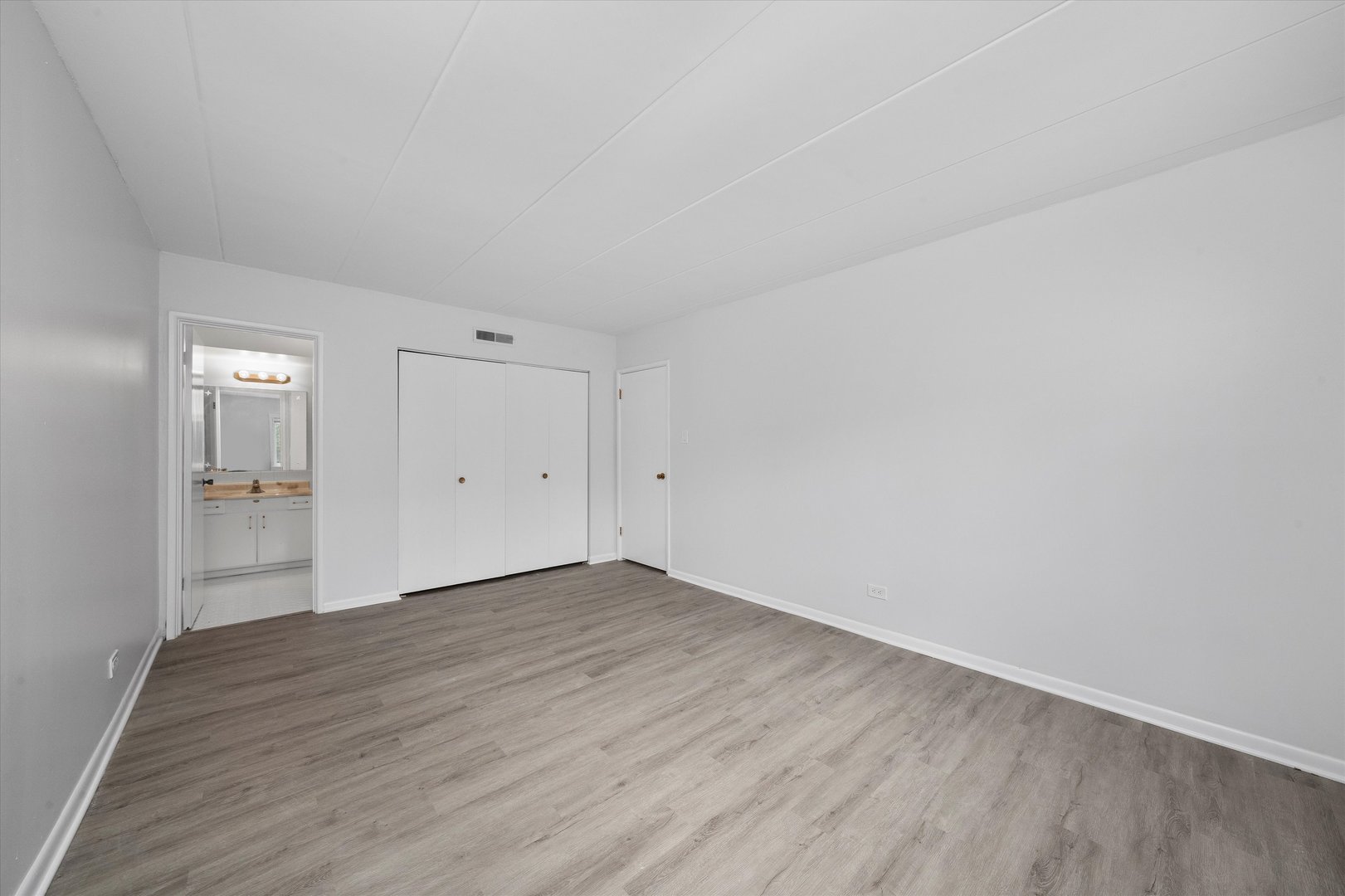 2807 Willow Road, Unit 103 Homewood, IL 60430 - Photo 17 of 23