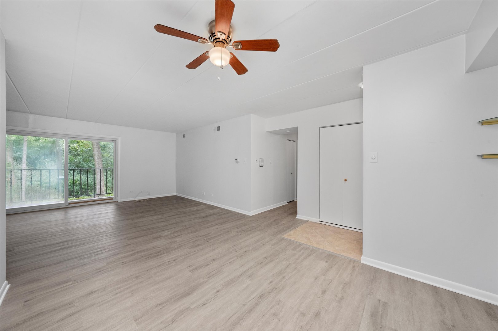 2807 Willow Road, Unit 103 Homewood, IL 60430 - Photo 4 of 23