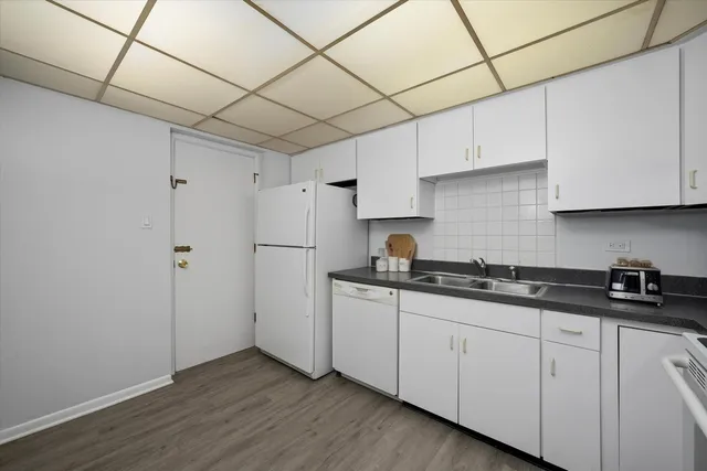 $123,000 | 2807 Willow Road, Unit 103, Homewood, IL 60430