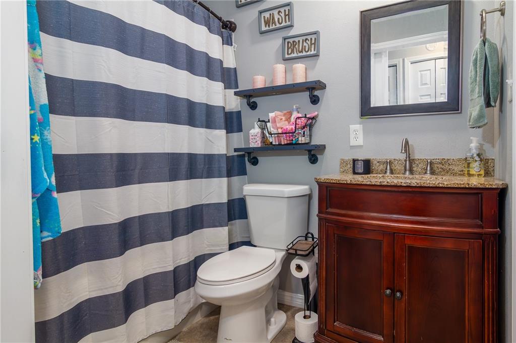 101 West North County Road Frontenac, KS 66763 - Photo 14 of 45