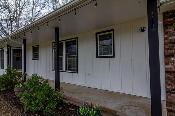 $295,000 | 101 West North County Road, Frontenac, KS 66763