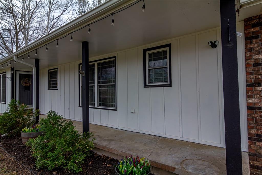 101 West North County Road Frontenac, KS 66763 - Photo 2 of 45