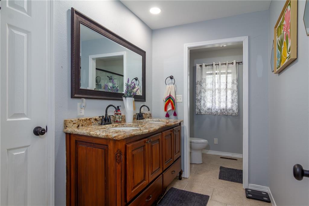 101 West North County Road Frontenac, KS 66763 - Photo 28 of 45