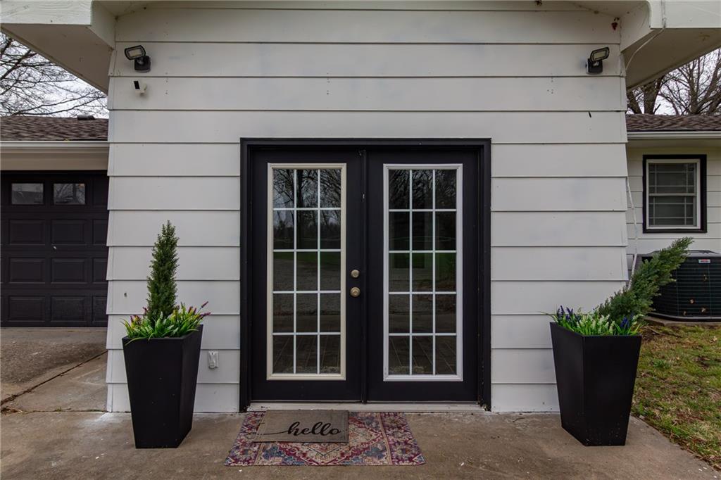 101 West North County Road Frontenac, KS 66763 - Photo 39 of 45