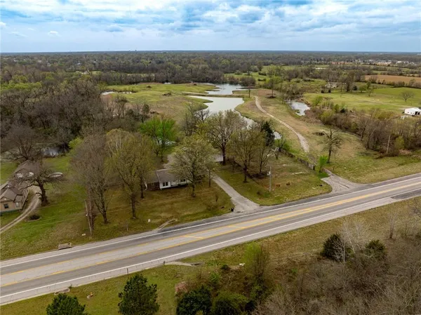 $295,000 | 101 West North County Road, Frontenac, KS 66763