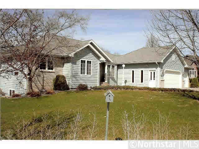 1913 Prairie Hill Road St. Cloud, MN 56301 - Photo 4 of 18 Gallery Image 4