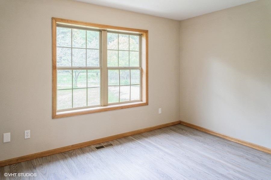 730 North Leaton Road Mount Pleasant, MI 48858 - Photo 17 of 34 1895339-16.JPG
