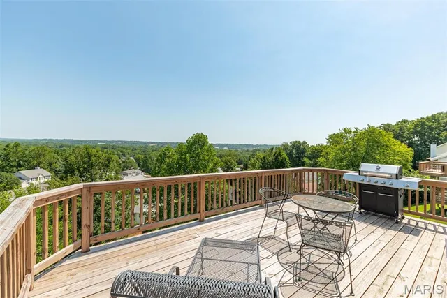 $2,700 | 3431 Rockwood Forest Court, Arnold, MO 63010